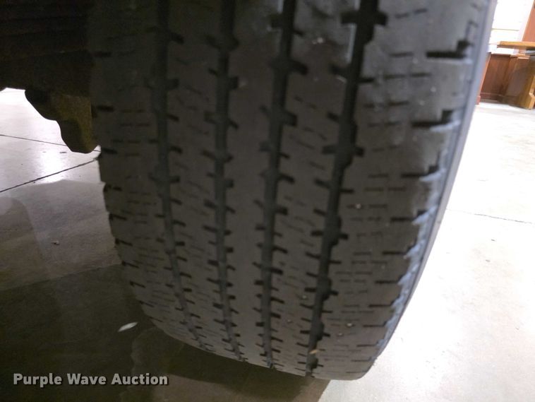 image for item FI0987 2008 Ford    F350 Super Duty utility bed pickup truck