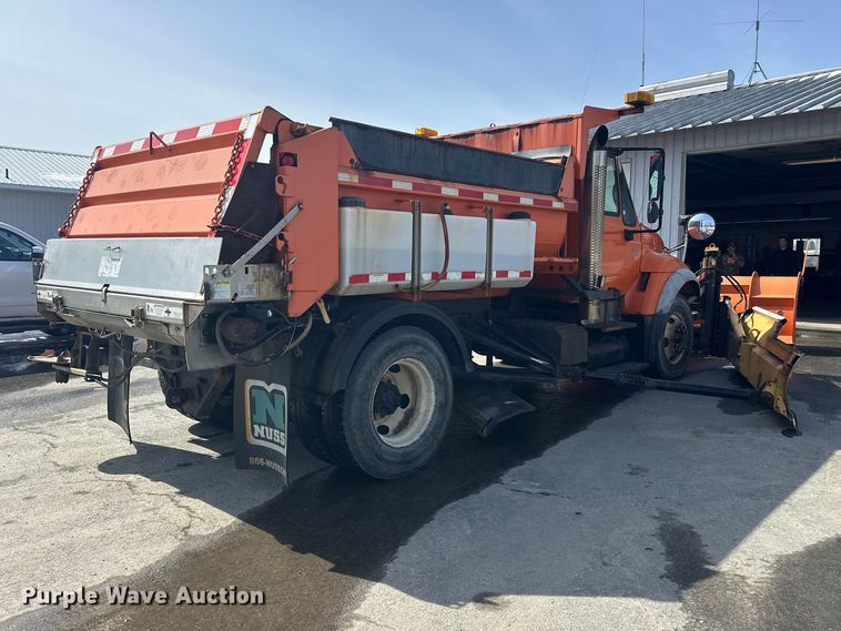 image for item FK0038 2006 International 7400 dump truck