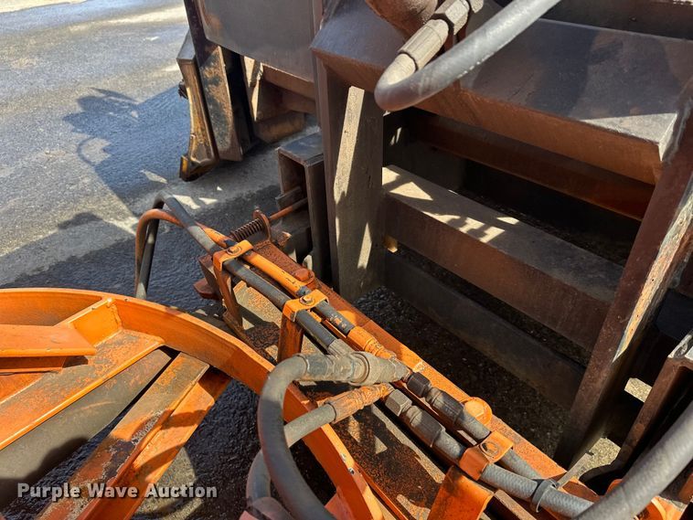 image for item FK0038 2006 International 7400 dump truck