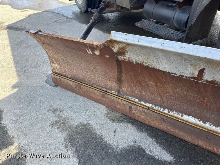 image for item FK0038 2006 International 7400 dump truck