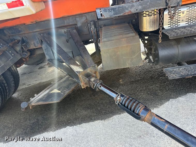 image for item FK0038 2006 International 7400 dump truck