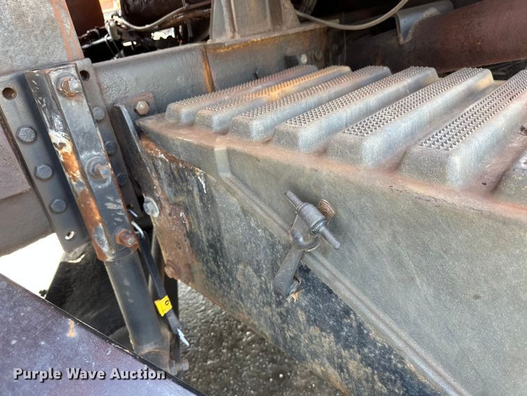 image for item FK0038 2006 International 7400 dump truck