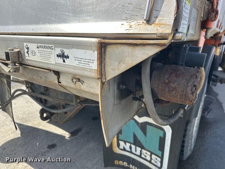 image for item FK0038 2006 International 7400 dump truck