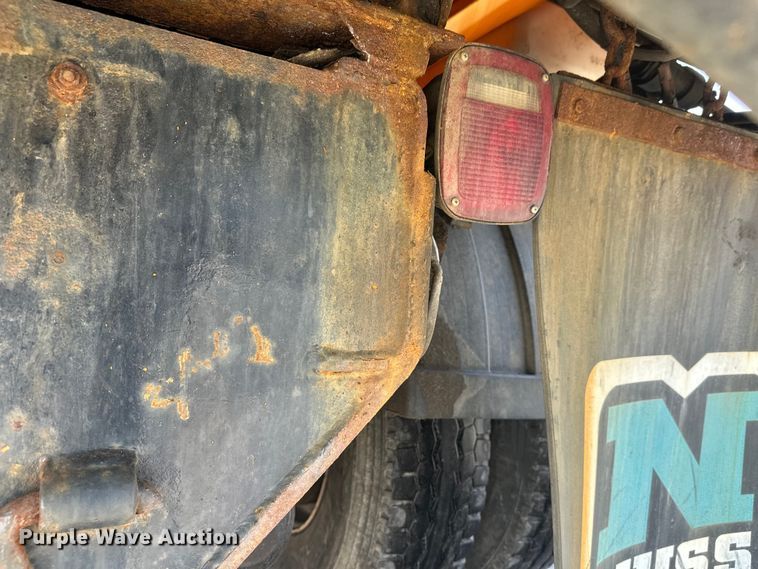 image for item FK0038 2006 International 7400 dump truck