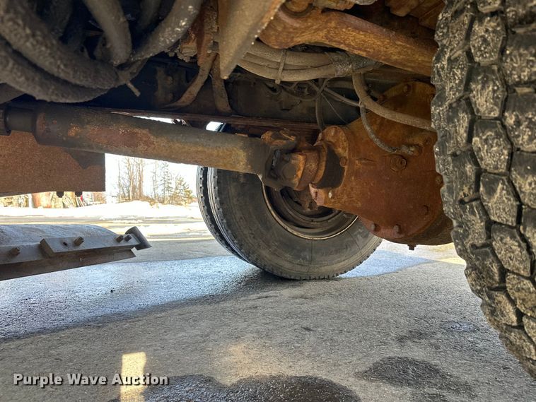 image for item FK0038 2006 International 7400 dump truck