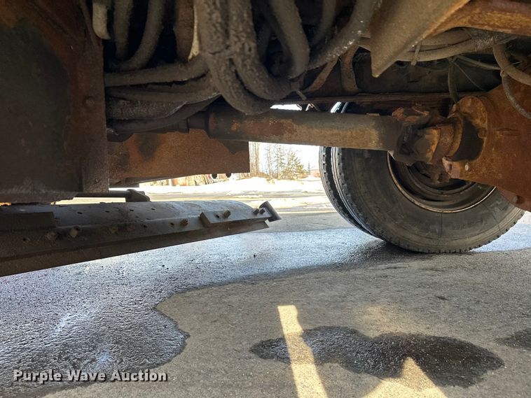 image for item FK0038 2006 International 7400 dump truck