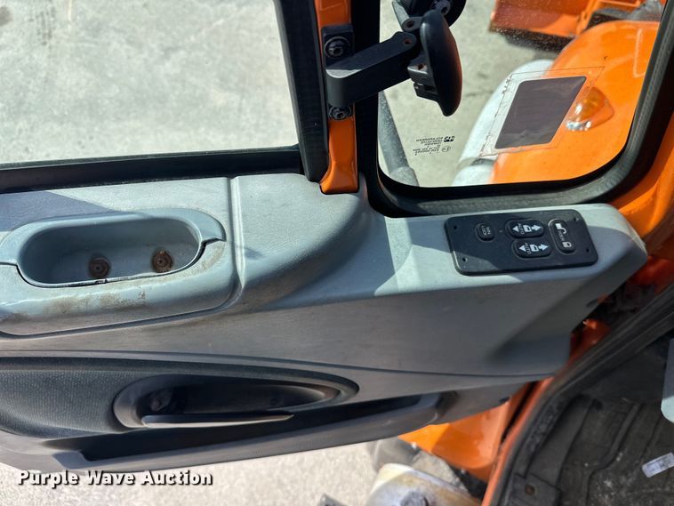 image for item FK0038 2006 International 7400 dump truck