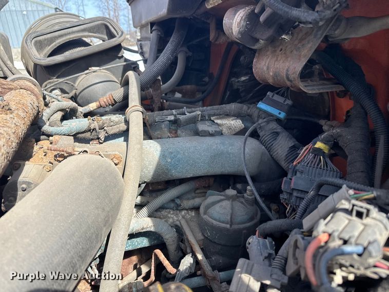 image for item FK0038 2006 International 7400 dump truck