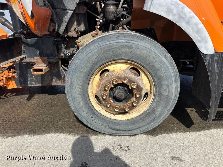 image for item FK0038 2006 International 7400 dump truck