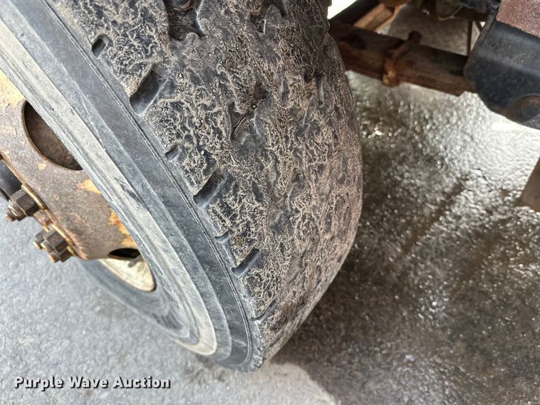 image for item FK0038 2006 International 7400 dump truck