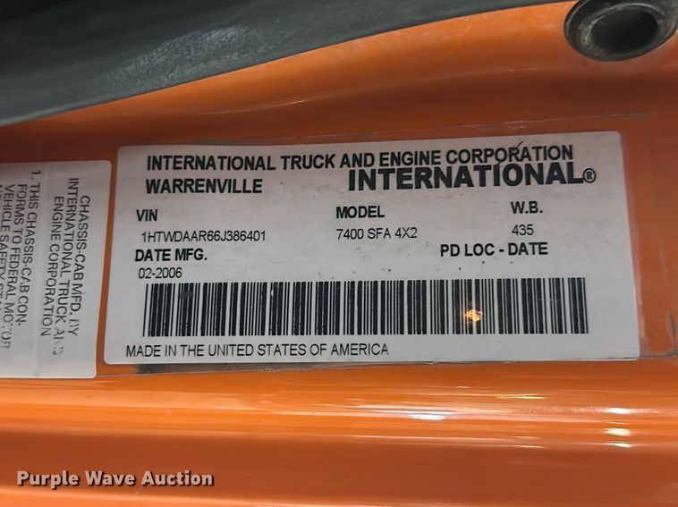image for item FK0038 2006 International 7400 dump truck