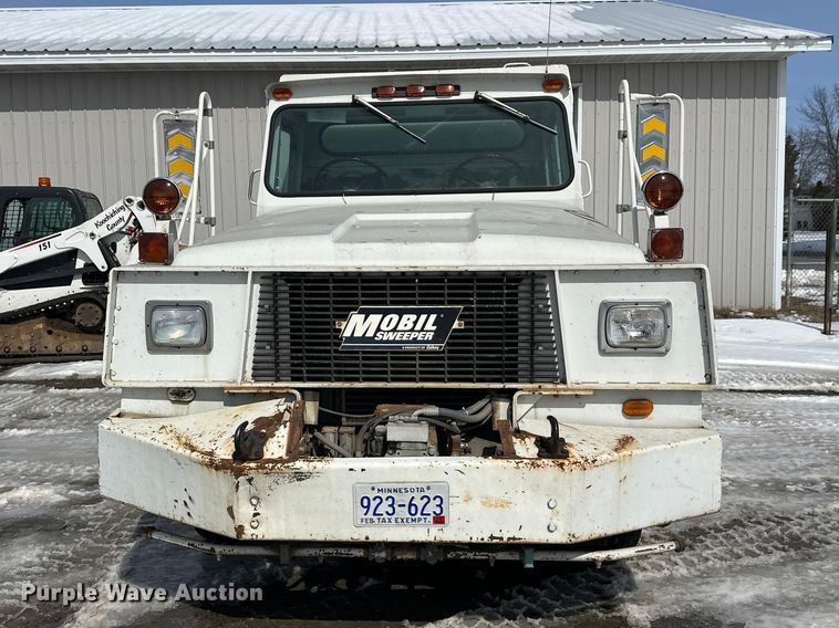 image for item FK0039 1987 Mobil Sweeper Athey street sweeper truck