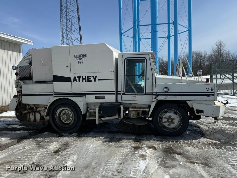 image for item FK0039 1987 Mobil Sweeper Athey street sweeper truck