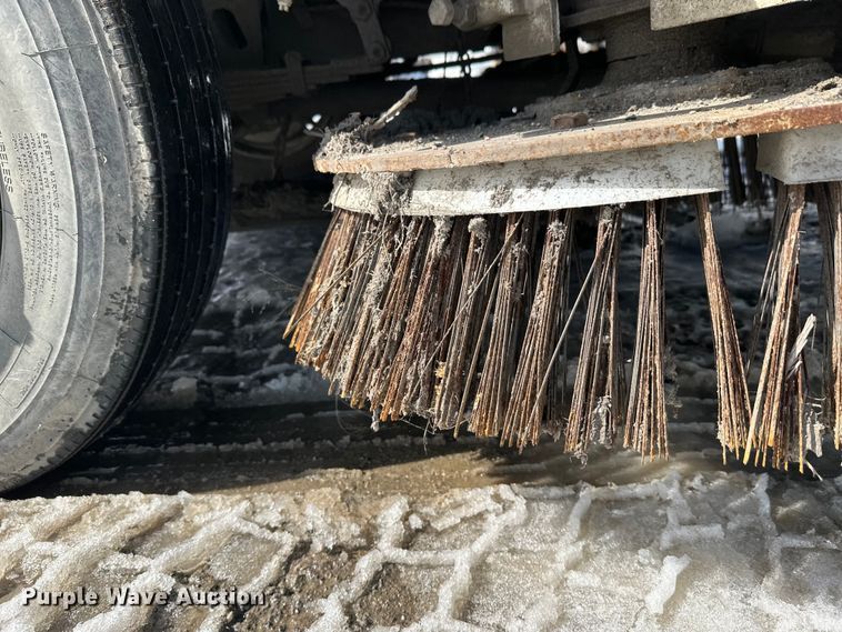 image for item FK0039 1987 Mobil Sweeper Athey street sweeper truck