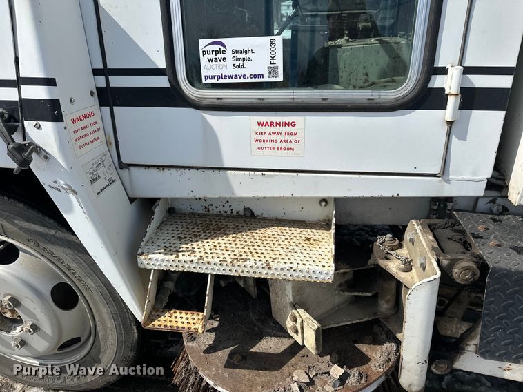 image for item FK0039 1987 Mobil Sweeper Athey street sweeper truck