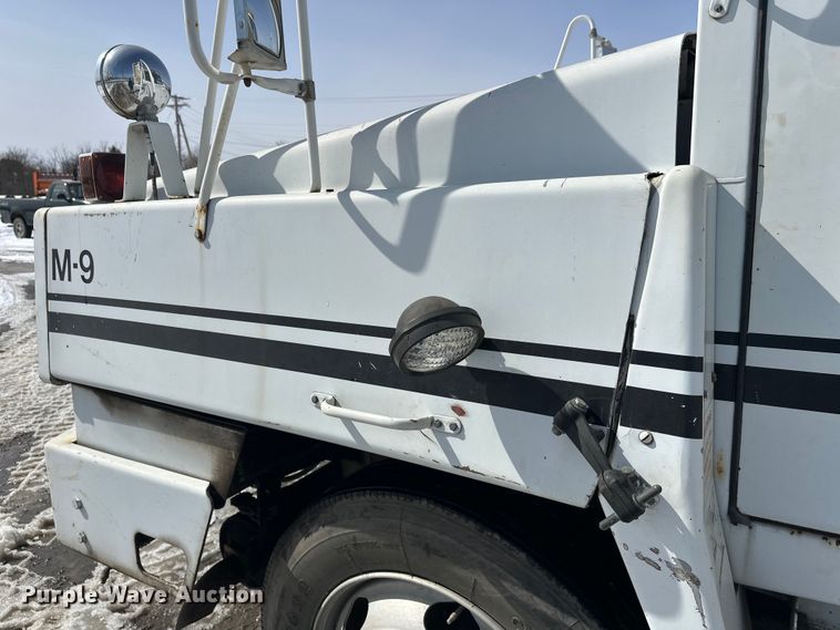 image for item FK0039 1987 Mobil Sweeper Athey street sweeper truck