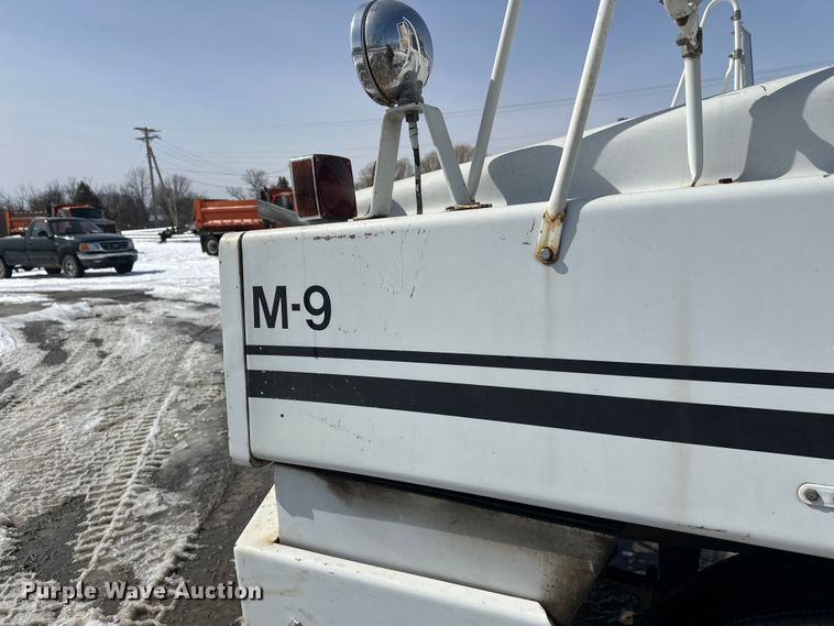 image for item FK0039 1987 Mobil Sweeper Athey street sweeper truck