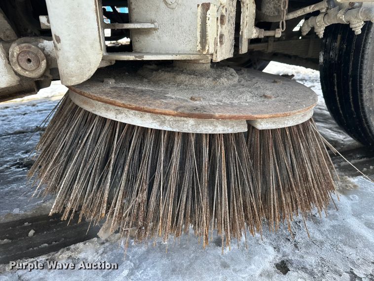 image for item FK0039 1987 Mobil Sweeper Athey street sweeper truck