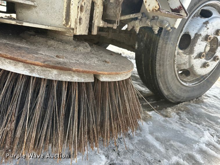 image for item FK0039 1987 Mobil Sweeper Athey street sweeper truck