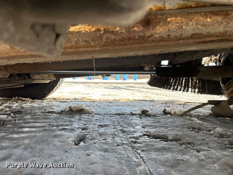 image for item FK0039 1987 Mobil Sweeper Athey street sweeper truck