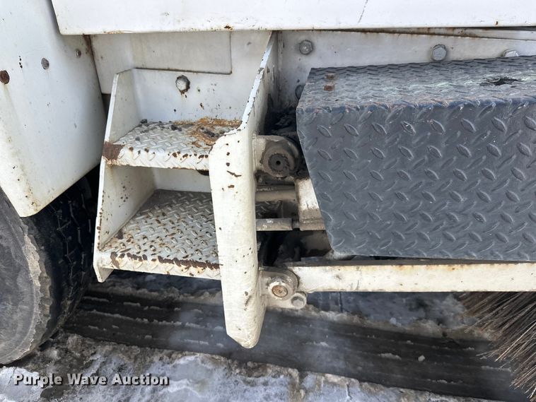 image for item FK0039 1987 Mobil Sweeper Athey street sweeper truck