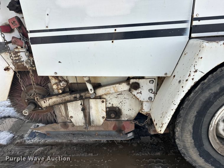 image for item FK0039 1987 Mobil Sweeper Athey street sweeper truck