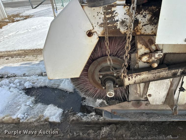 image for item FK0039 1987 Mobil Sweeper Athey street sweeper truck