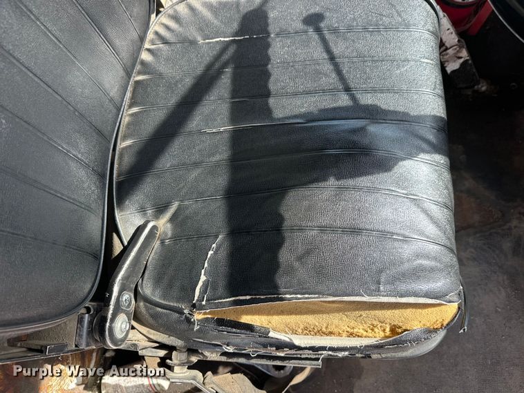 image for item FK0039 1987 Mobil Sweeper Athey street sweeper truck