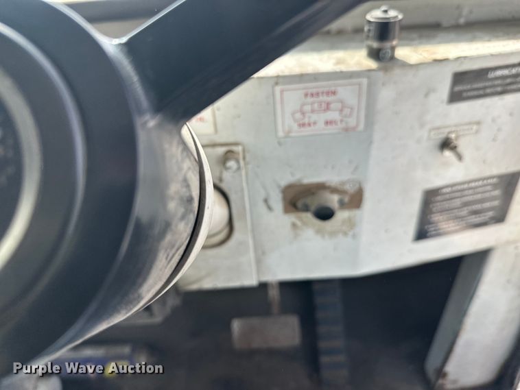 image for item FK0039 1987 Mobil Sweeper Athey street sweeper truck