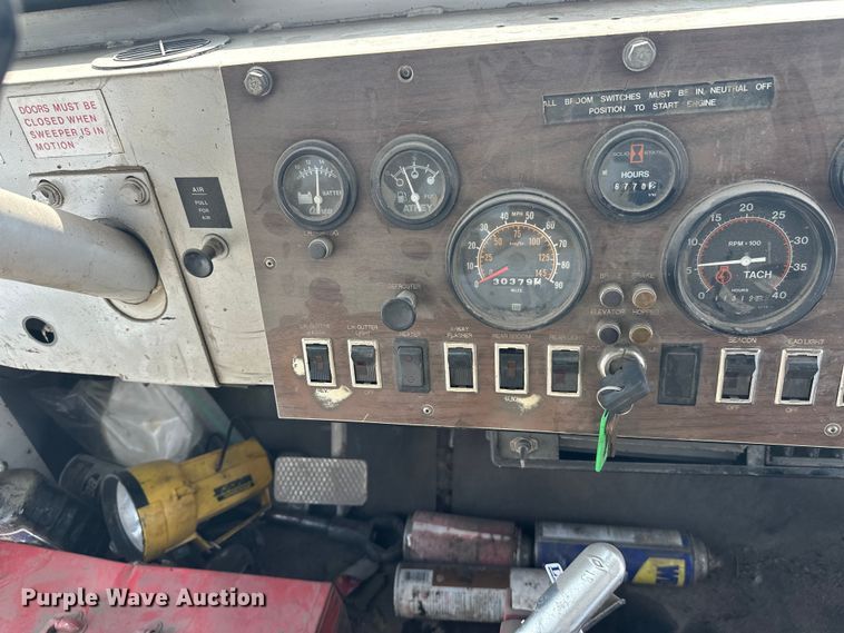 image for item FK0039 1987 Mobil Sweeper Athey street sweeper truck