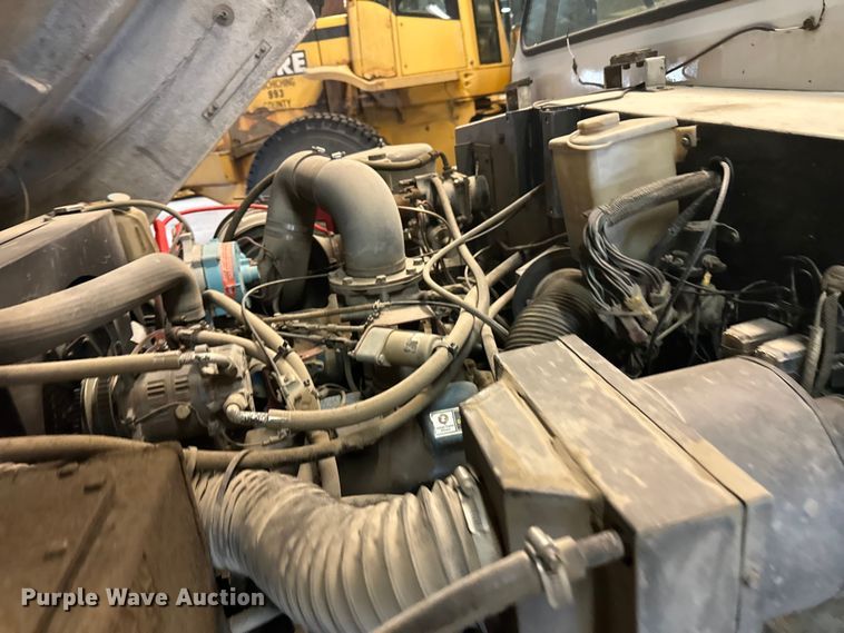 image for item FK0039 1987 Mobil Sweeper Athey street sweeper truck