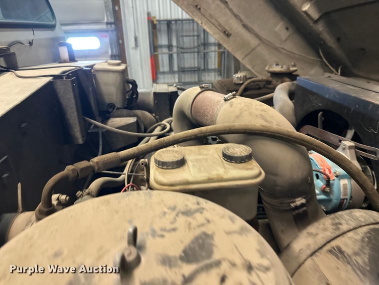 image for item FK0039 1987 Mobil Sweeper Athey street sweeper truck