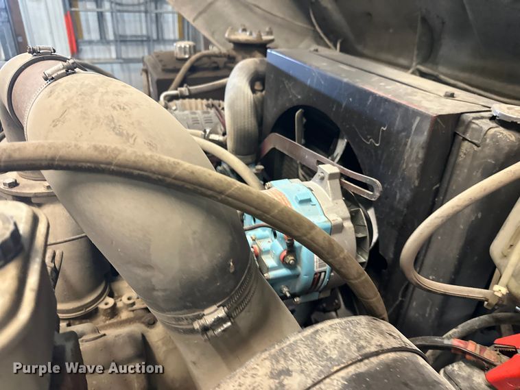 image for item FK0039 1987 Mobil Sweeper Athey street sweeper truck