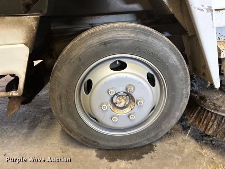 image for item FK0039 1987 Mobil Sweeper Athey street sweeper truck