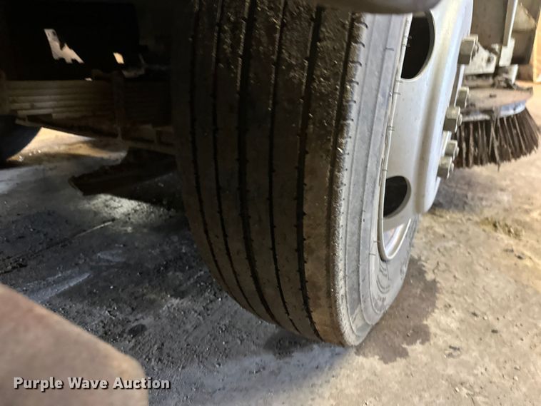 image for item FK0039 1987 Mobil Sweeper Athey street sweeper truck