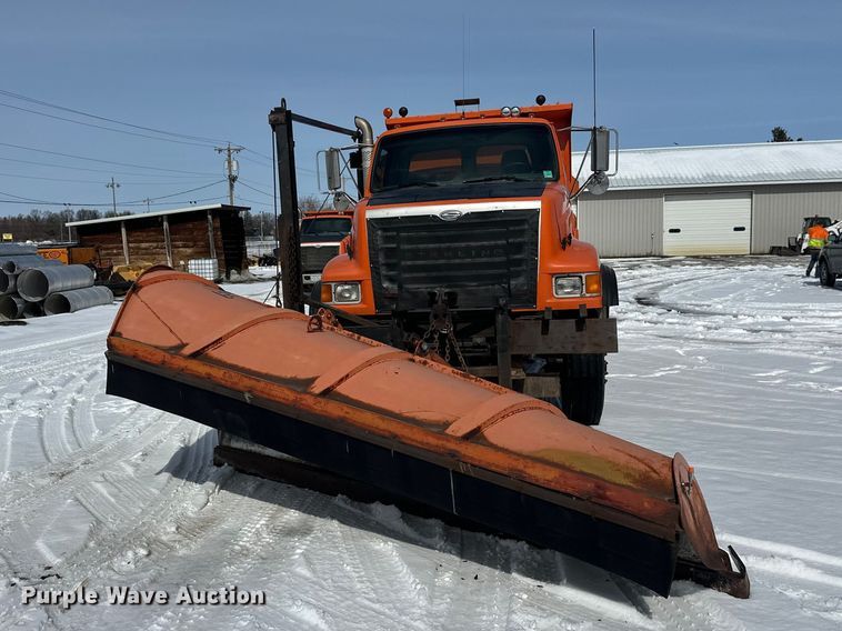 image for item FK0040 2005 Sterling L9500 dump truck