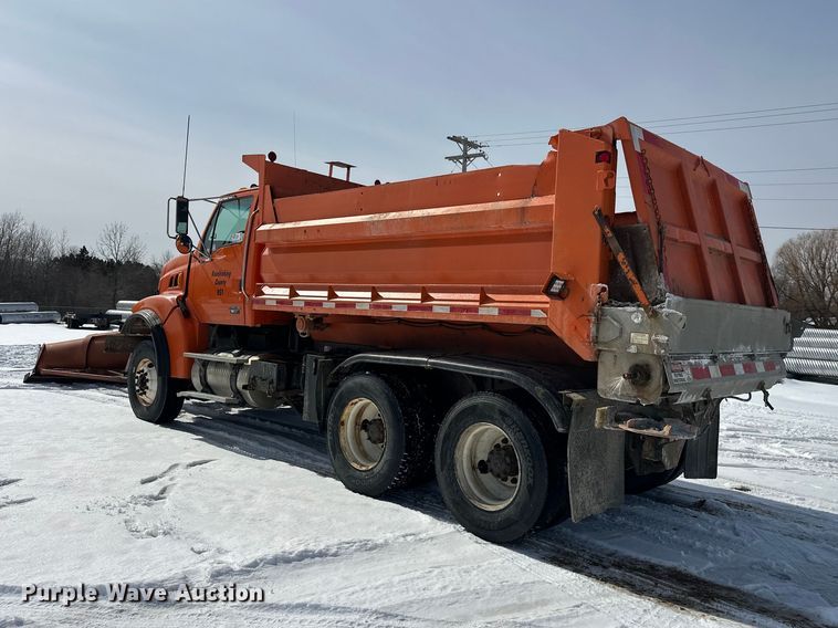 image for item FK0040 2005 Sterling L9500 dump truck