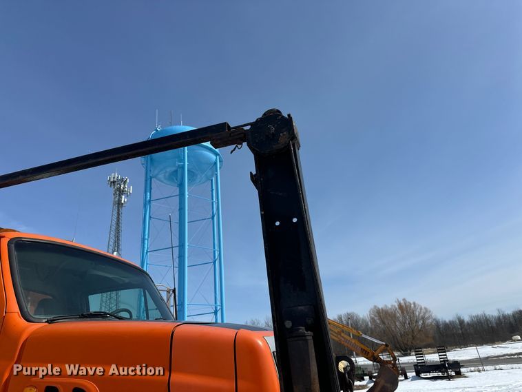 image for item FK0040 2005 Sterling L9500 dump truck