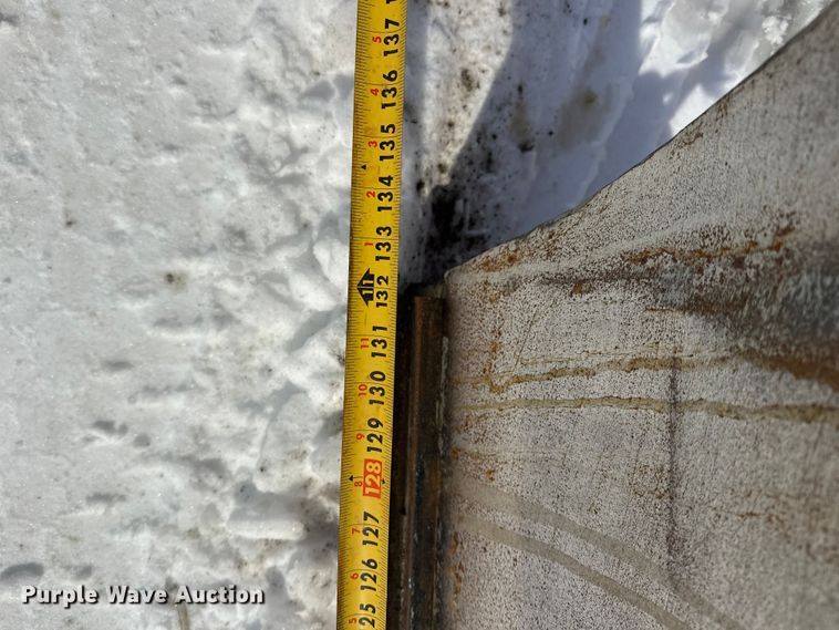 image for item FK0040 2005 Sterling L9500 dump truck