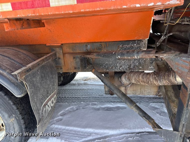 image for item FK0040 2005 Sterling L9500 dump truck