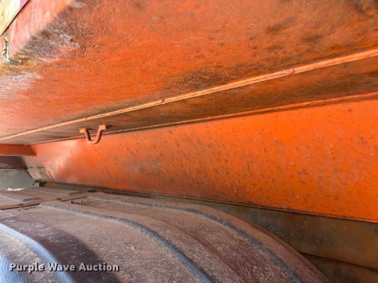 image for item FK0040 2005 Sterling L9500 dump truck