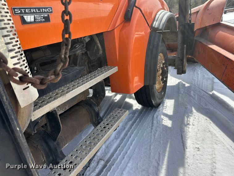 image for item FK0040 2005 Sterling L9500 dump truck