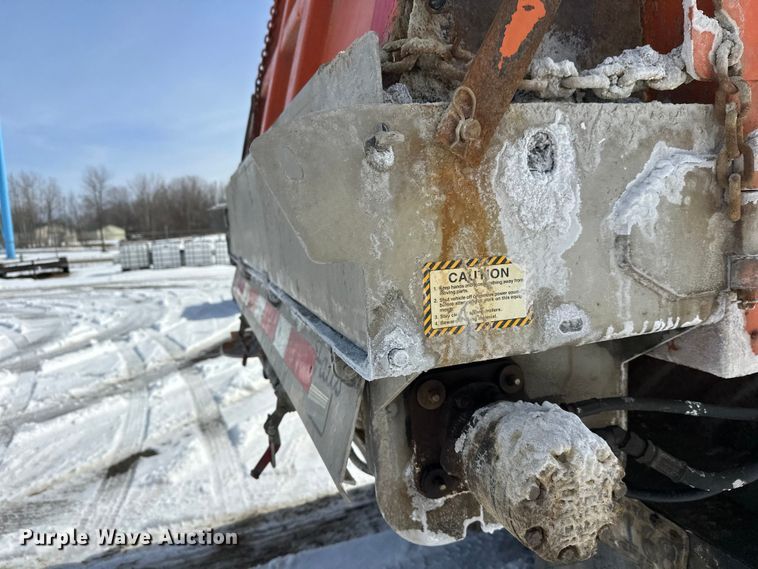 image for item FK0040 2005 Sterling L9500 dump truck