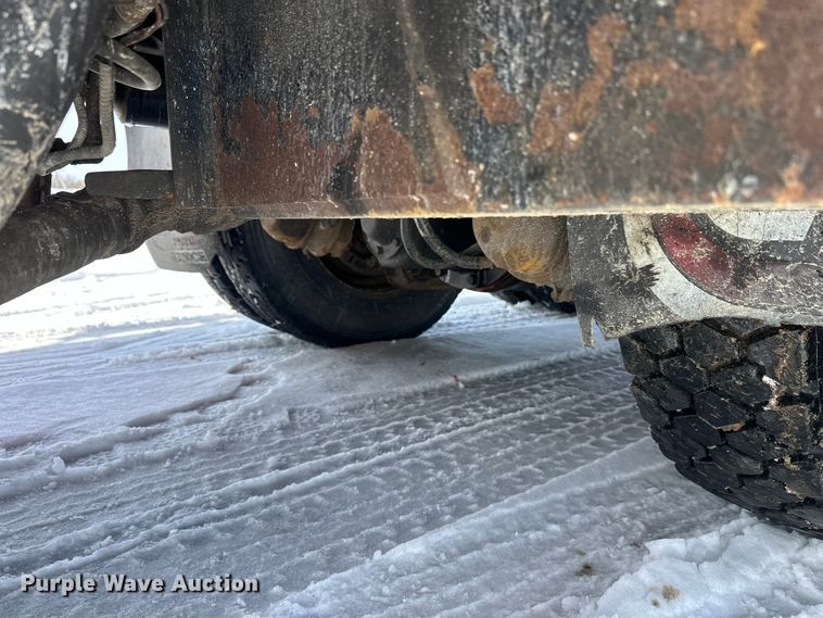 image for item FK0040 2005 Sterling L9500 dump truck