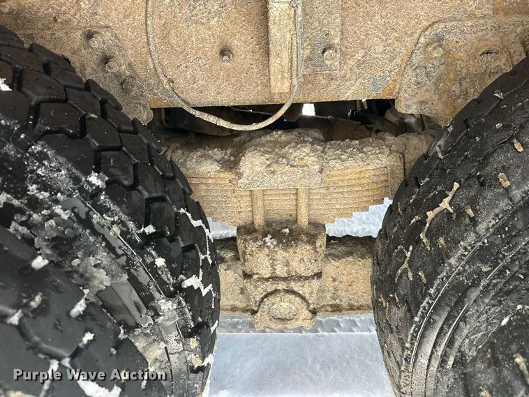 image for item FK0040 2005 Sterling L9500 dump truck