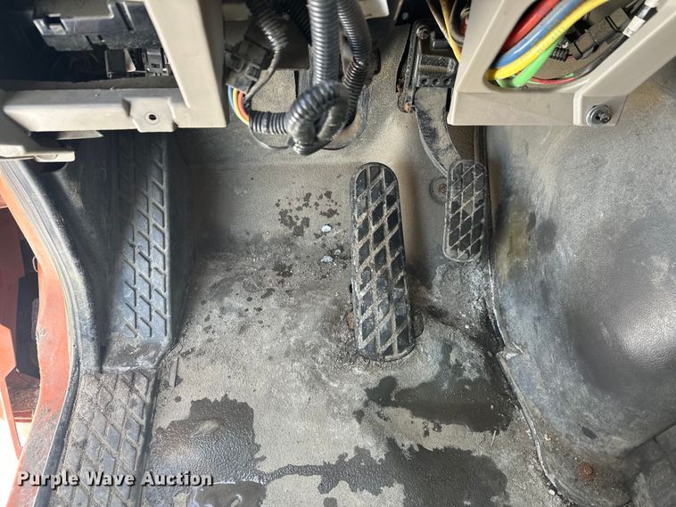 image for item FK0040 2005 Sterling L9500 dump truck