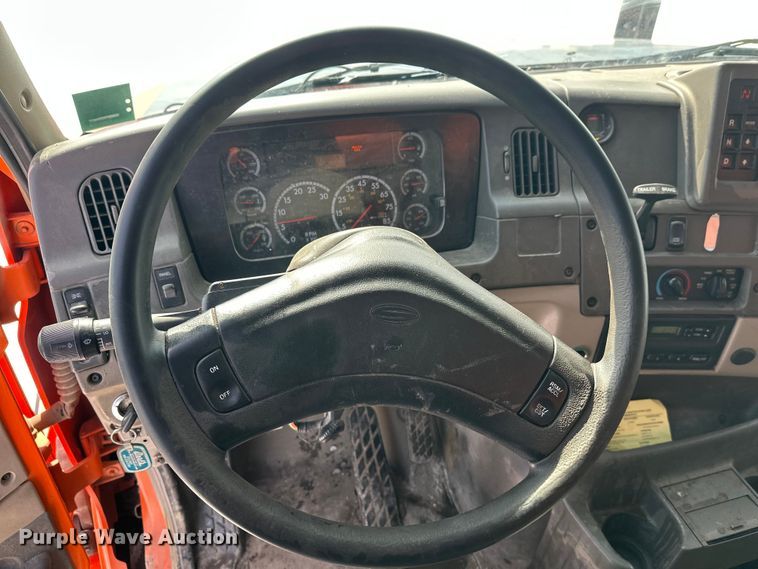 image for item FK0040 2005 Sterling L9500 dump truck