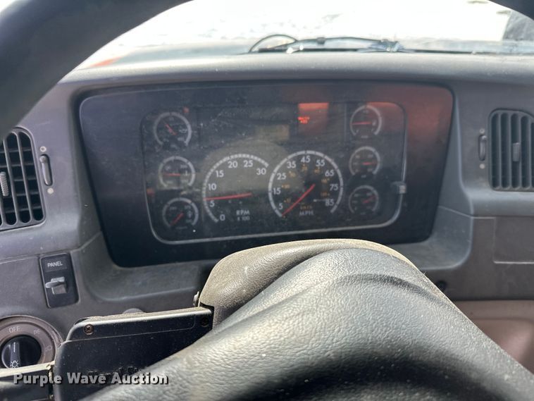 image for item FK0040 2005 Sterling L9500 dump truck