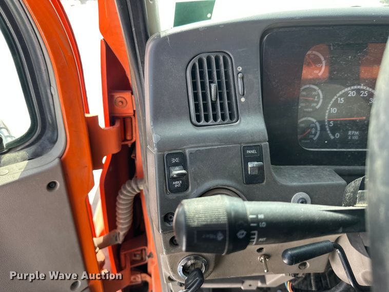 image for item FK0040 2005 Sterling L9500 dump truck