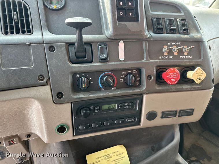 image for item FK0040 2005 Sterling L9500 dump truck